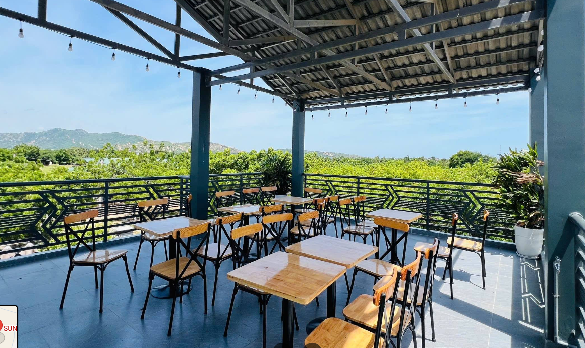 SUNNY HOMESTAY 2